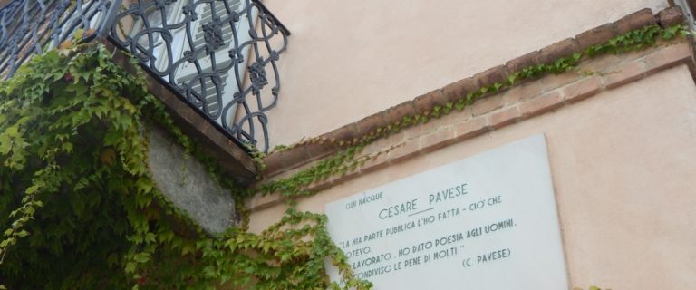 Cesare Pavese - Targa casa natale Santo Stefano Belbo - Ho dato poesia agli uomini
